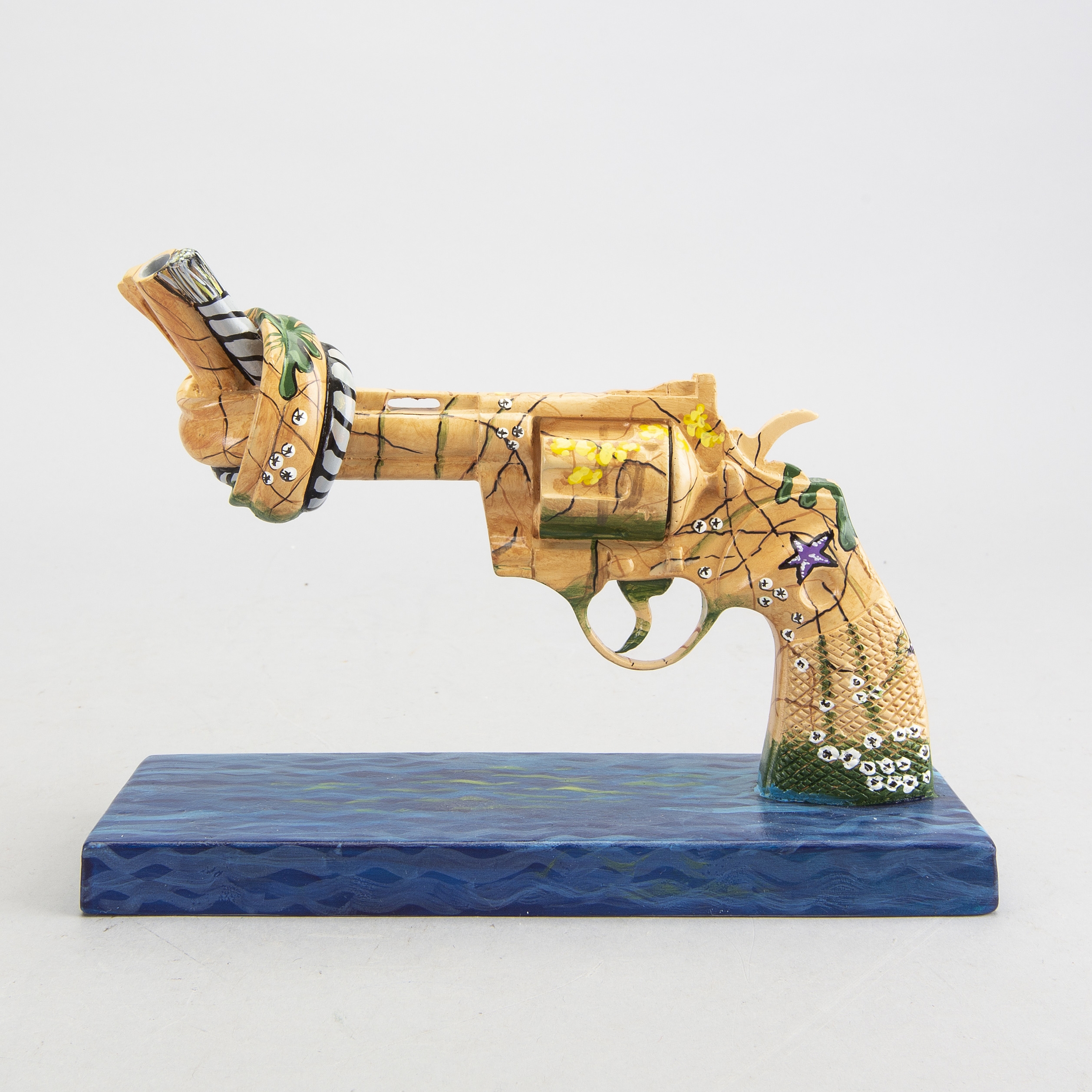 Artwork by Carl Fredrik Reuterswärd, Gun and Rocks for Peace