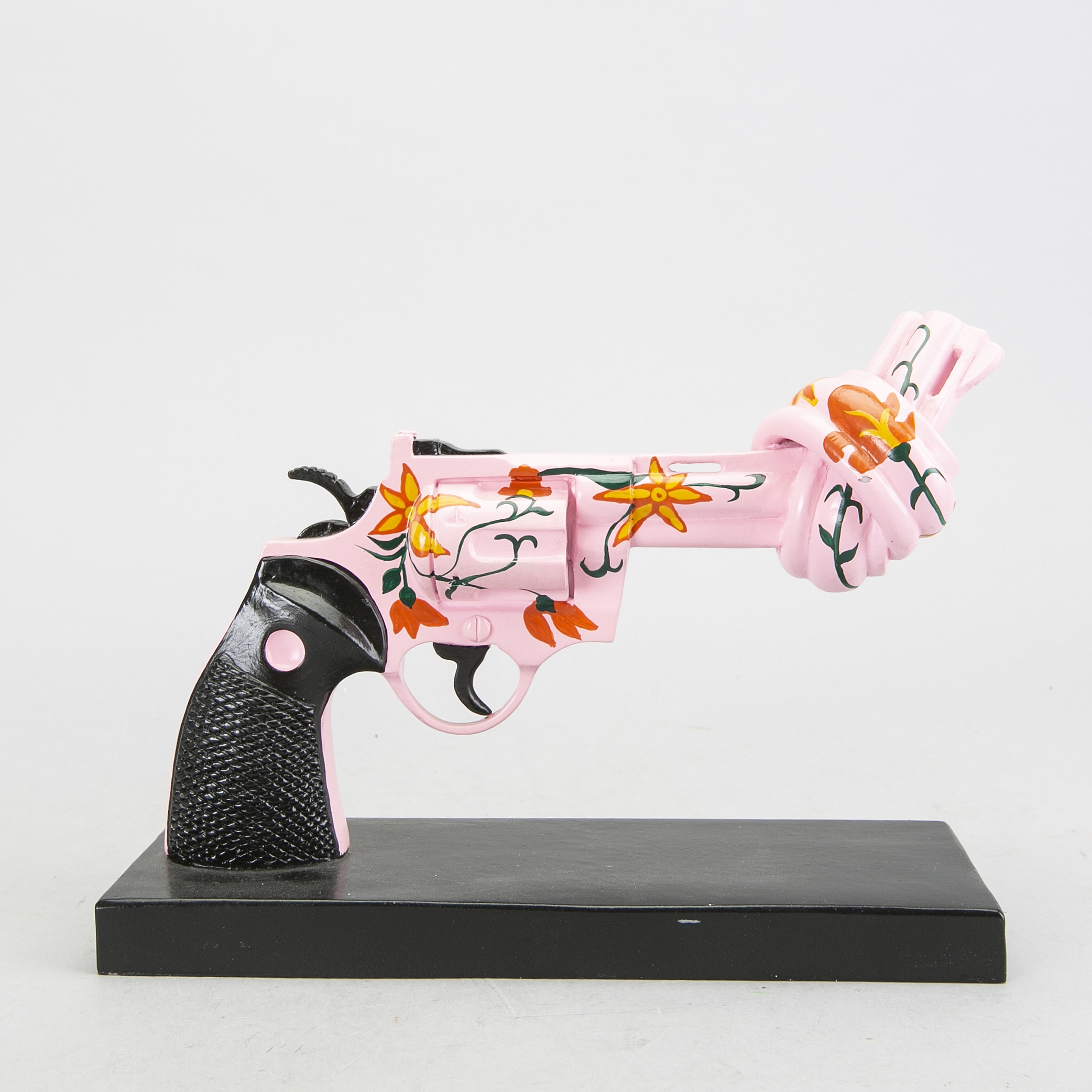 Artwork by Carl Fredrik Reuterswärd, Flower for Peace