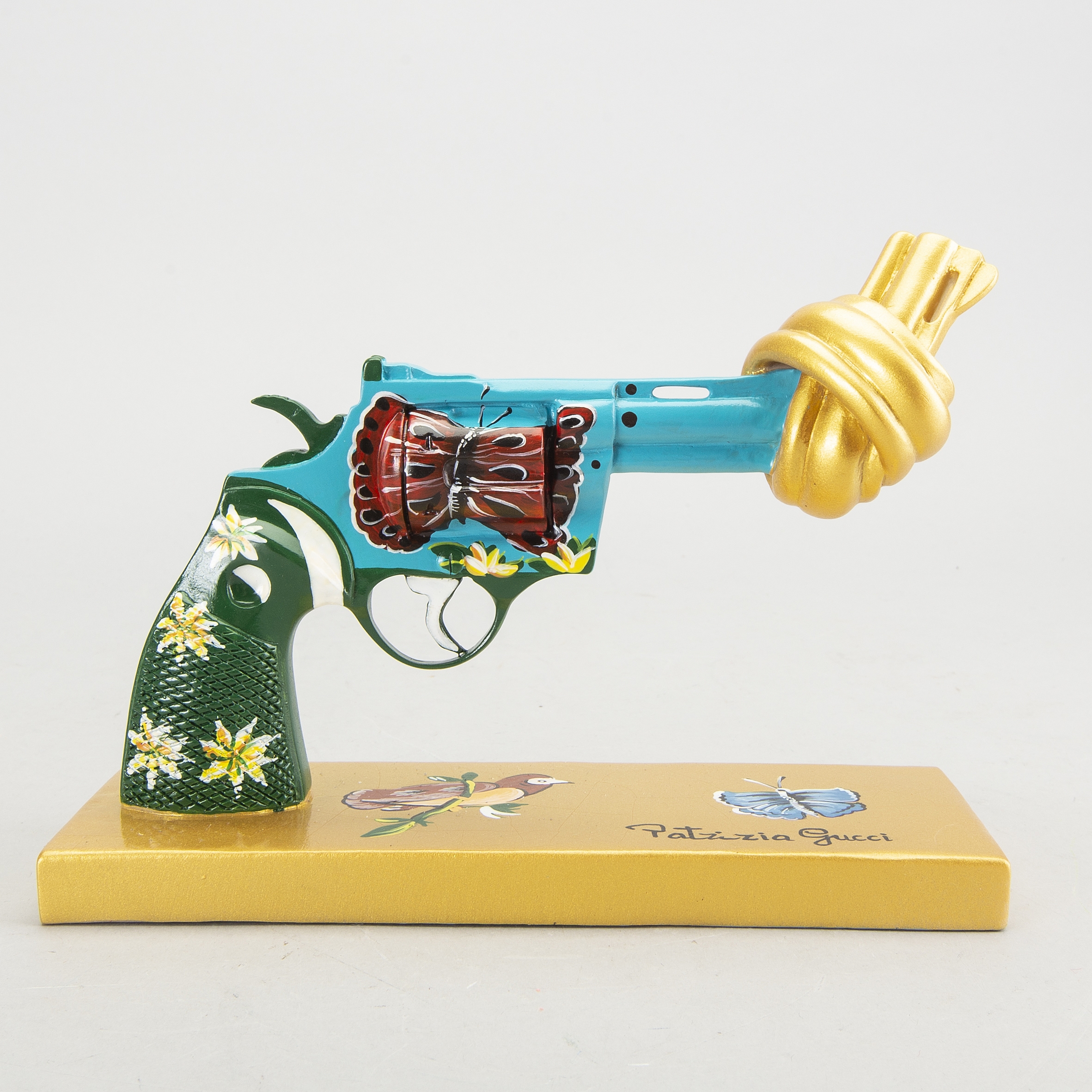 Artwork by Carl Fredrik Reuterswärd, P. Gucci for Peace