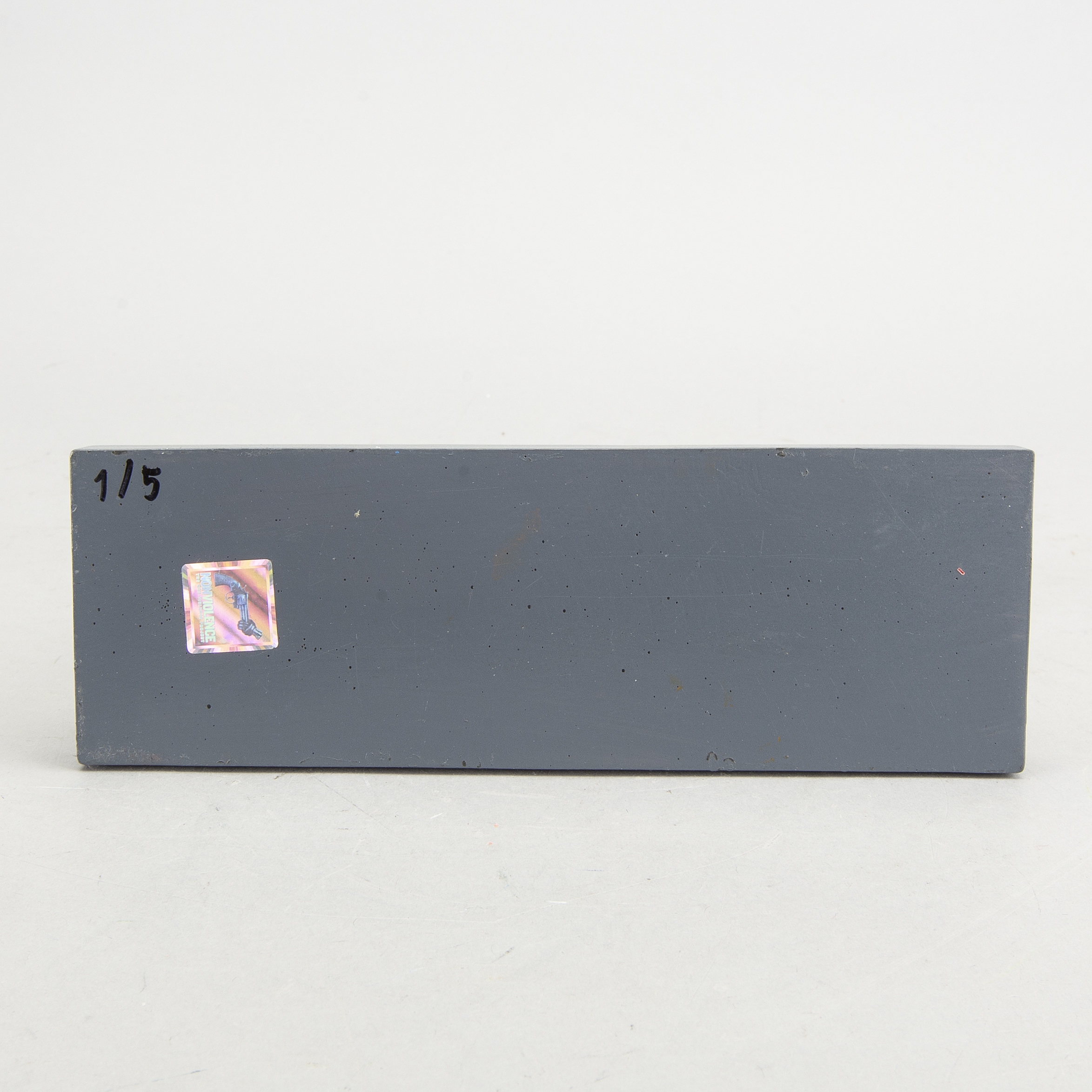 Artwork by Carl Fredrik Reuterswärd, Kick of Peace