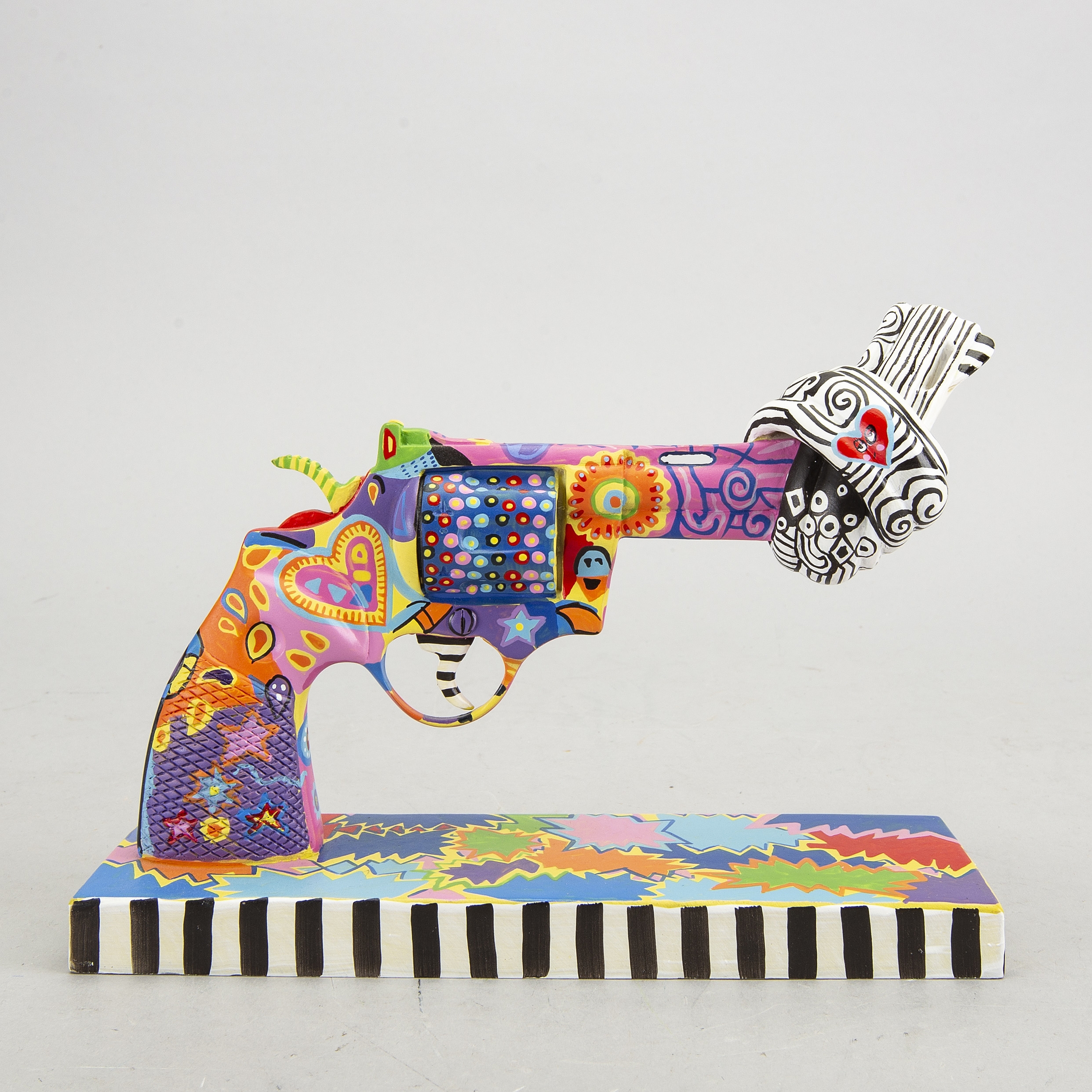 Artwork by Carl Fredrik Reuterswärd, Sound of the children of Mexico