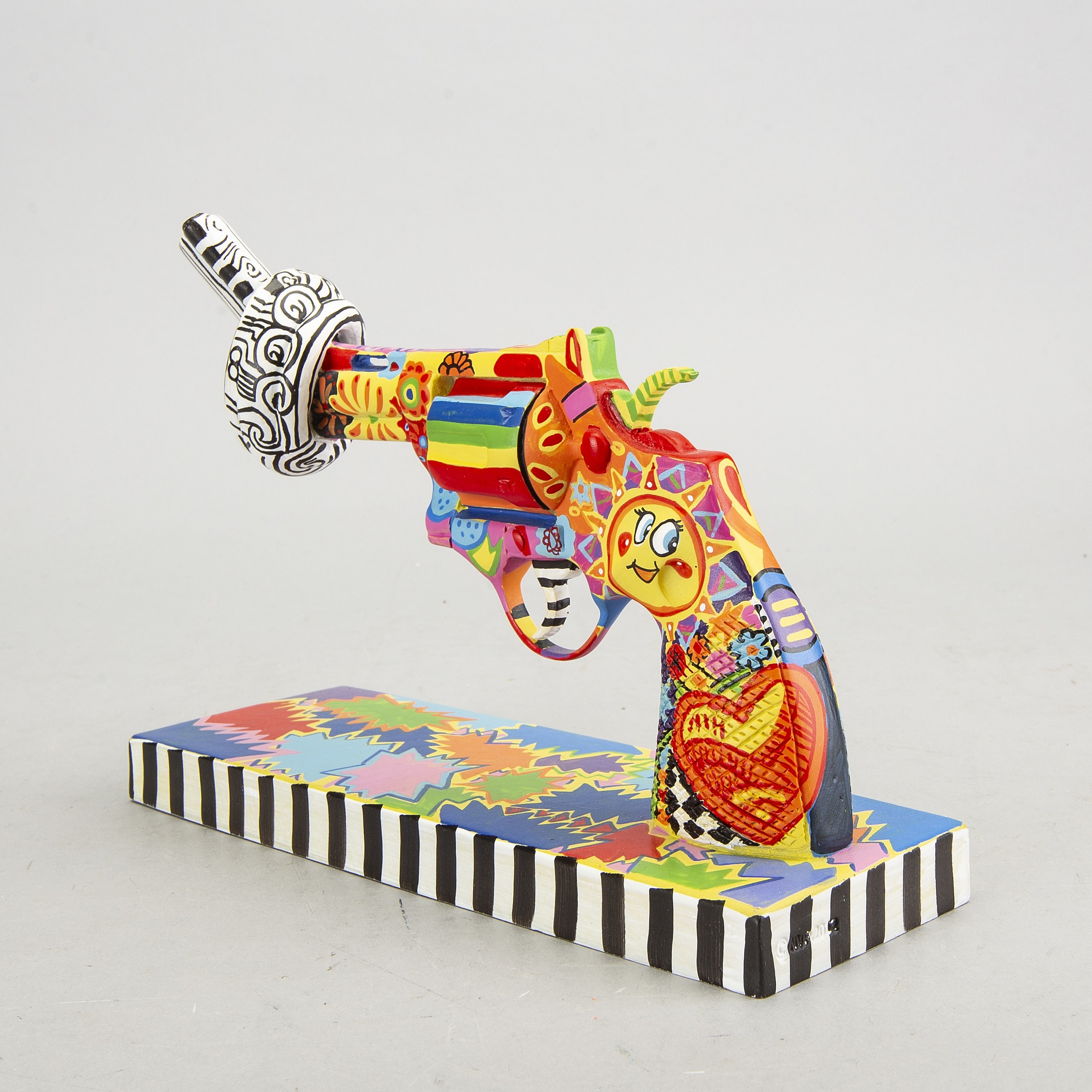 Artwork by Carl Fredrik Reuterswärd, Sound of the children of Mexico