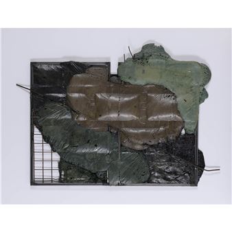 Secured wall - Neil Beloufa