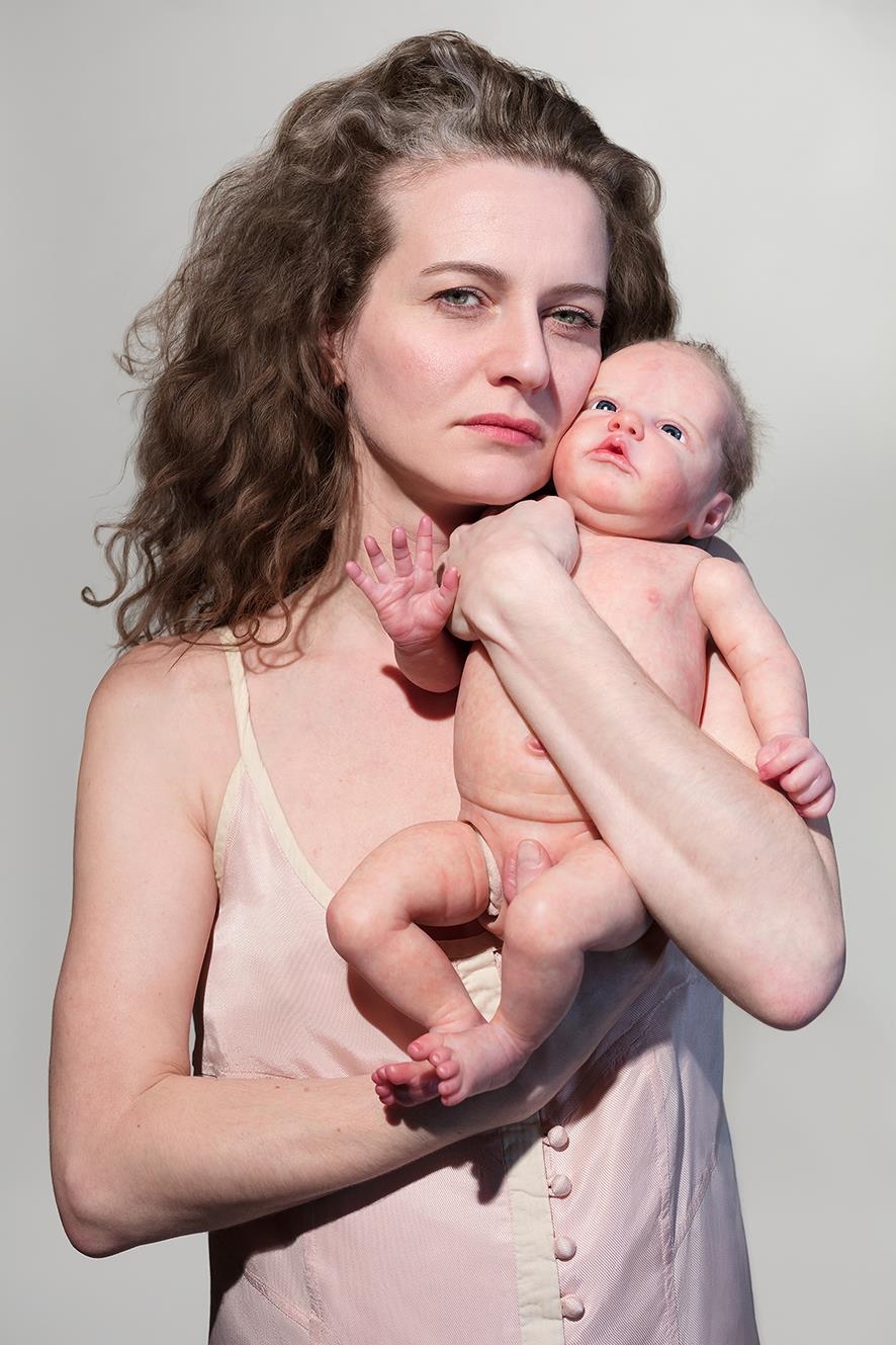 Artwork by Bernadette Anzengruber, Motherhood. Eternal Love 2. High Lustre Nude Series #3, Made of digital photography, elaboration on Fuji Flex