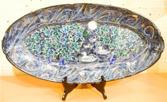 Contemporary Imari oval - Kinichi Shigeno