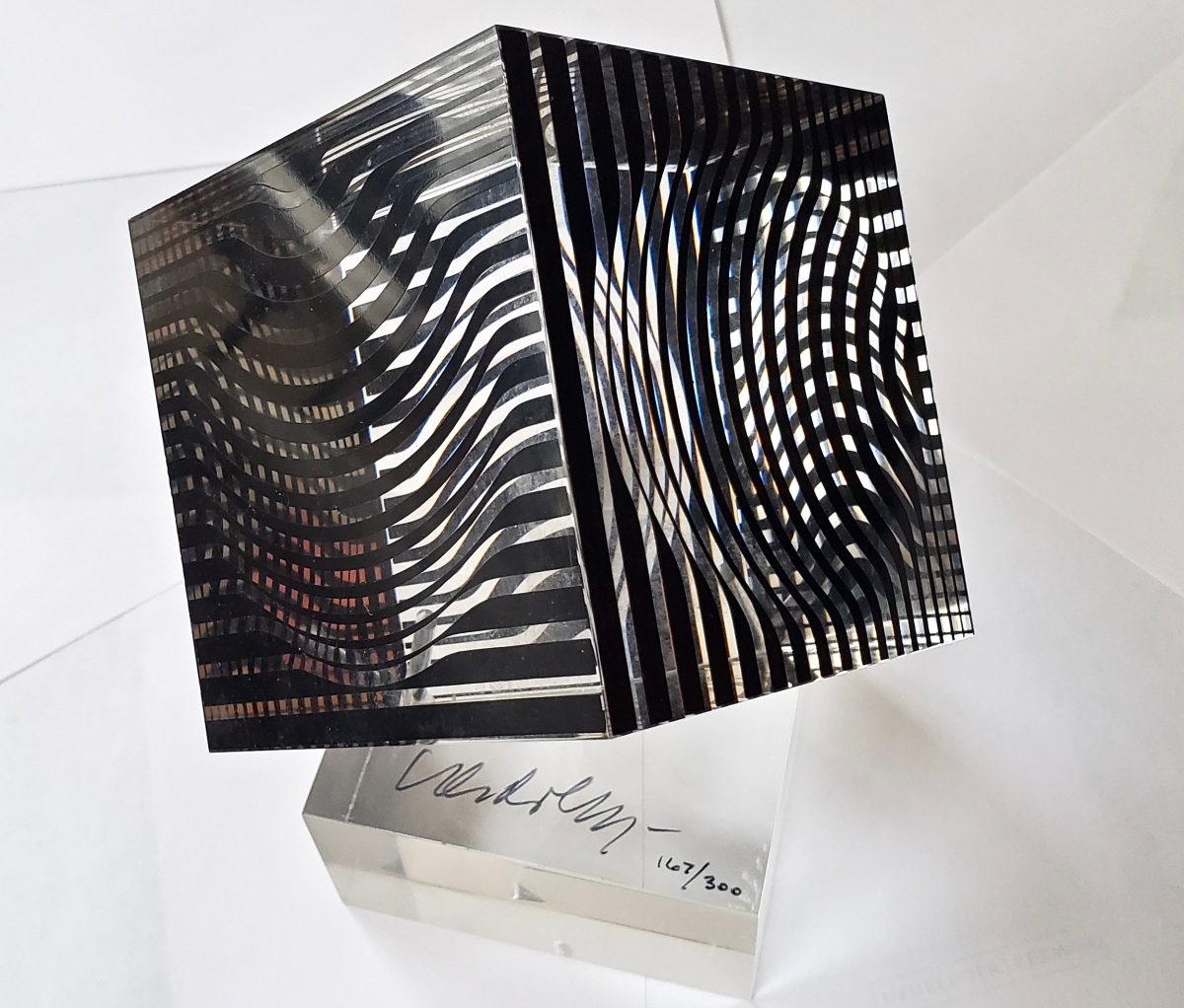 Victor Vasarely | Cube (1970) | MutualArt