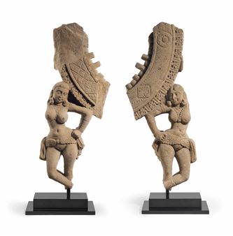 A BUFF SANDSTONE DOUBLE-SIDED FIGURE OF YAKSHIS - Indian School, 1st Century