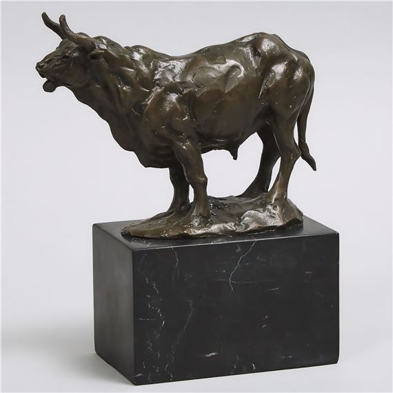 STANDING BULL by Miguel Fernando López (Milo)