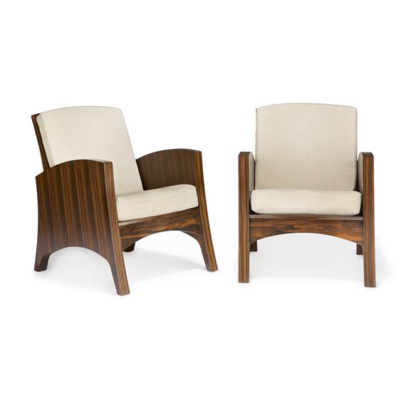 Paire de fauteuils zoomorphes à structure en placage d'ébène de Macassar - Jean-luc Le Mounier