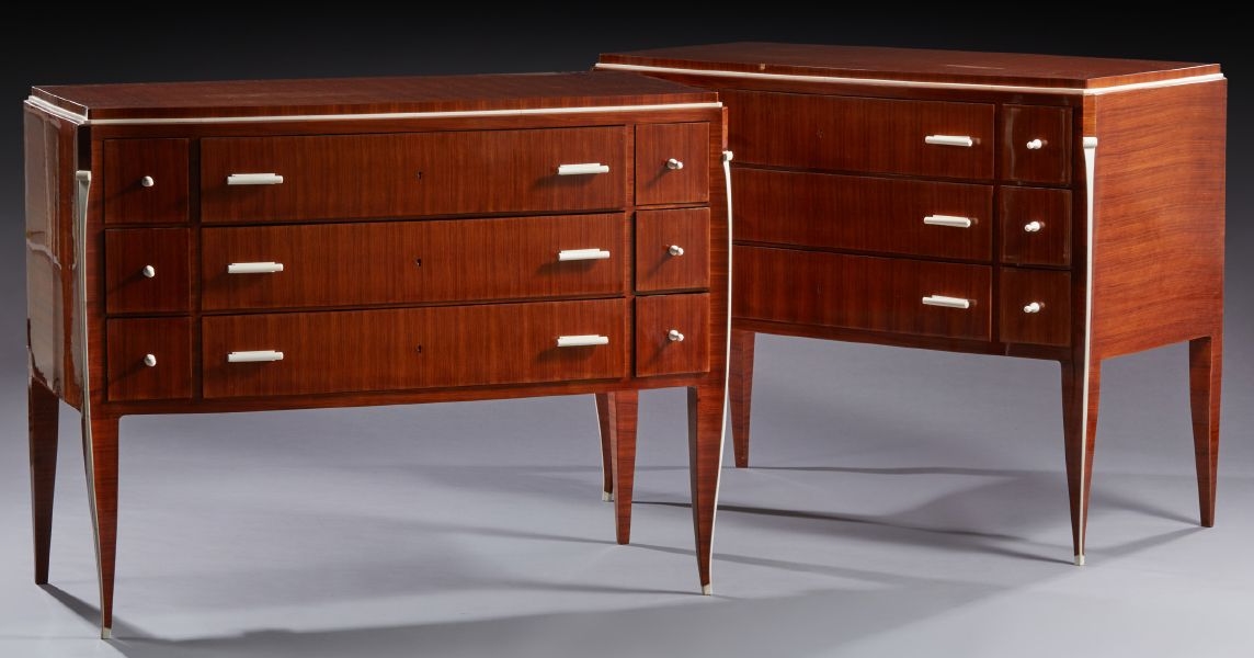 Émile-Jacques Ruhlmann | Grande commode à corps | MutualArt