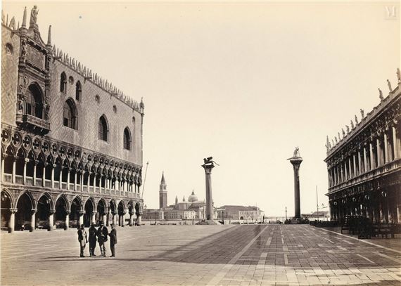 Italie, Venise : Pont des Soupirs, Pont du Rialto, Pont della Paglia et Palais des Doges, Cour du palais Ducal, la Piazzetta, Eglise San Marco, Porte de l’Arsenal, Palais Vescovi et Foscari, La logetta et la bibliothèque ancienne… by Carlo Ponti, c. 1870