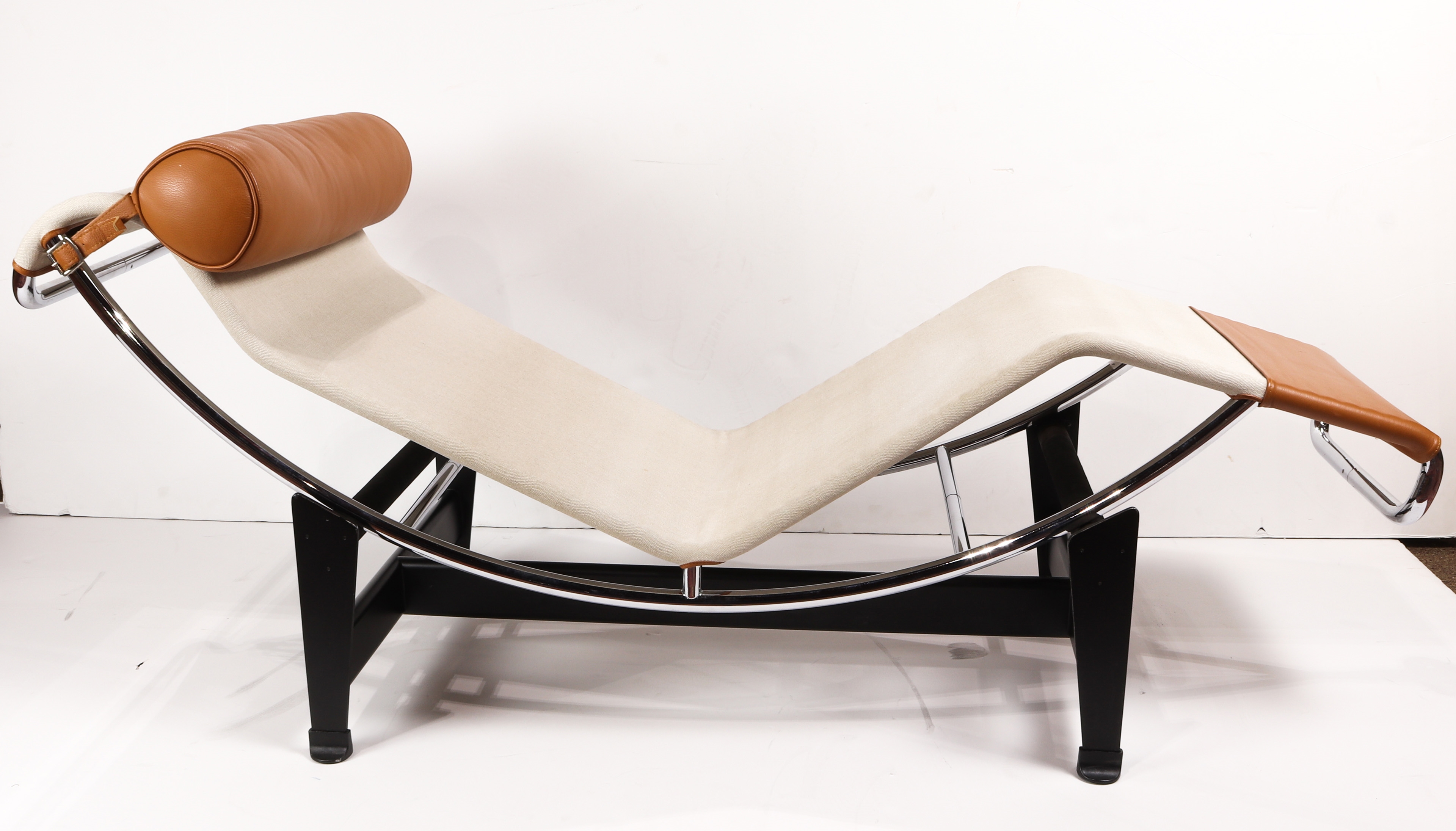 Le Corbusier, Le Corbusier for Cassina LC4 adjustable chaise lounge