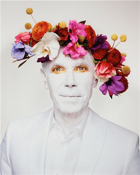 Jeff Koons with Floral Headpiece, New York, 2013 by Martin Schoeller, dated 2014