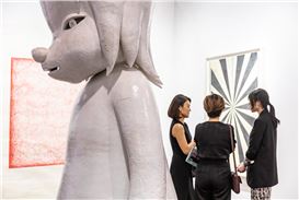 Art Basel Presents Its Hong Kong Show in Hybrid Format with 104 Leading Galleries