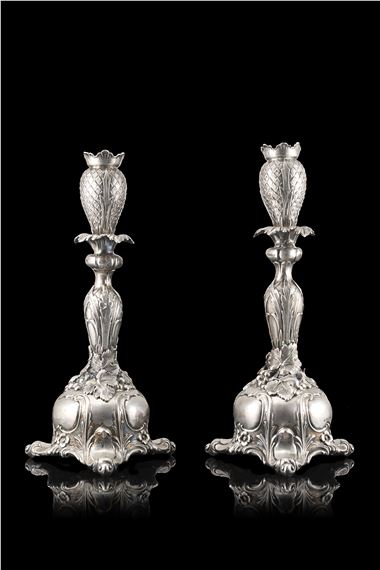 Pair of silver tripod candlesticks - Leopoldo Janesich