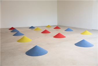 Judith Seng: Acting Things VIII - Silent Negotiations - Tallinn Art Hall (Lasnamäe Pavilion)