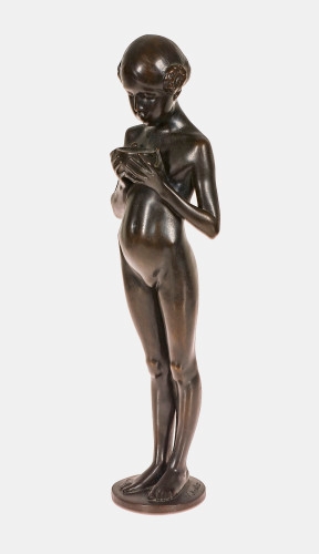 Artwork by Valentin Walter Mettler, Stehender Mädchenakt mit Tasse, Made of bronze, dark patinated, on the plinth