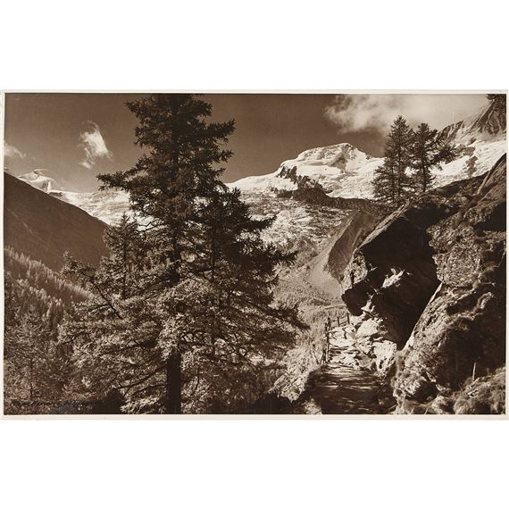 Kapellenweg by Emanuel Gyger