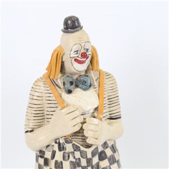 studio pottery clown - Elizabeth Haslam