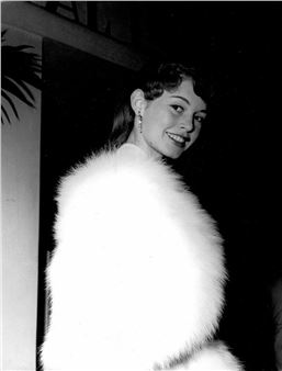 Edward Quinn Brigitte Bardot Festival De Cannes 1953 Mutualart