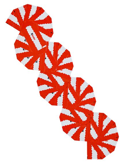 Kinder by Francesco de Molfetta, 2003