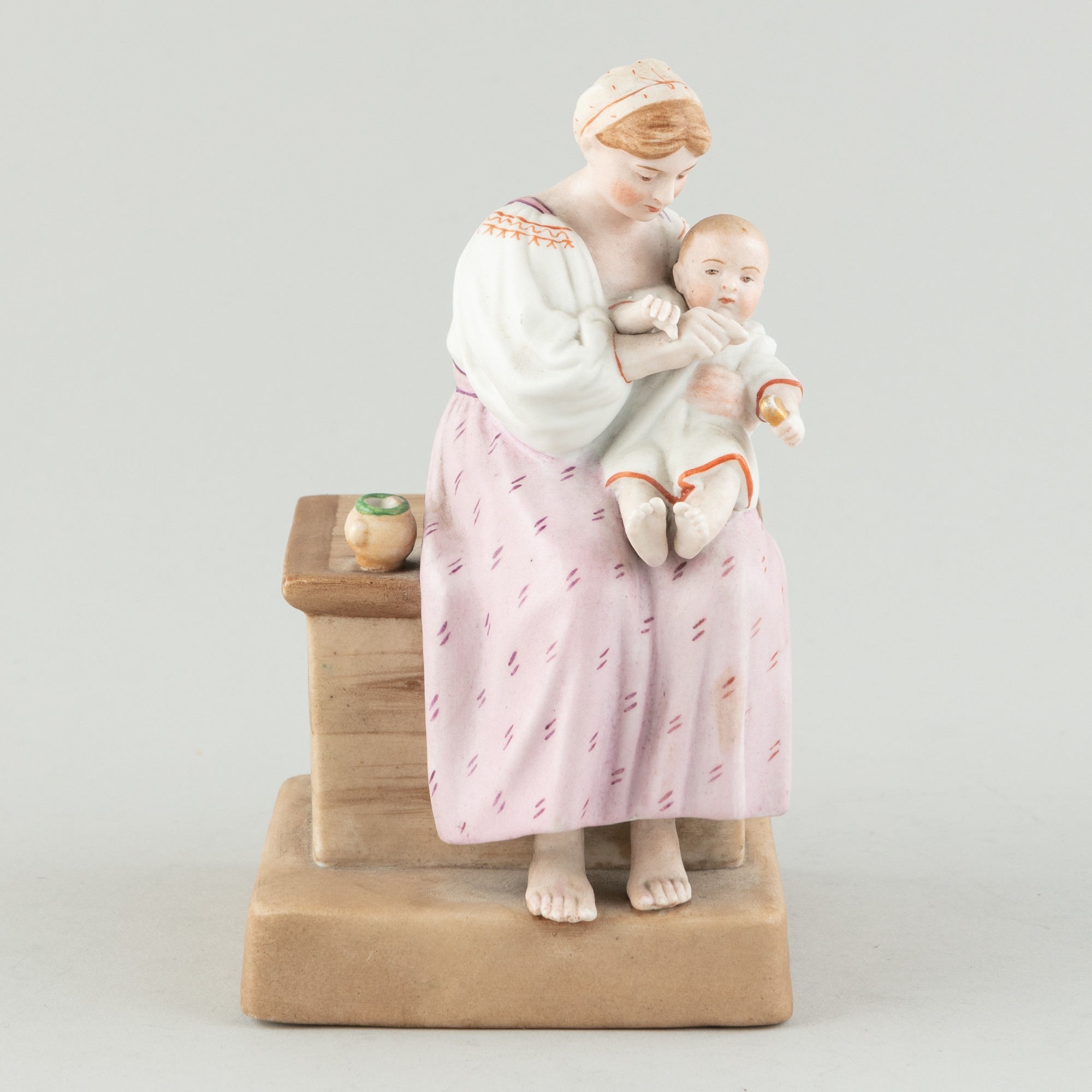 Artwork by Gardner, FIguriini, Made of porcelain, hand painted