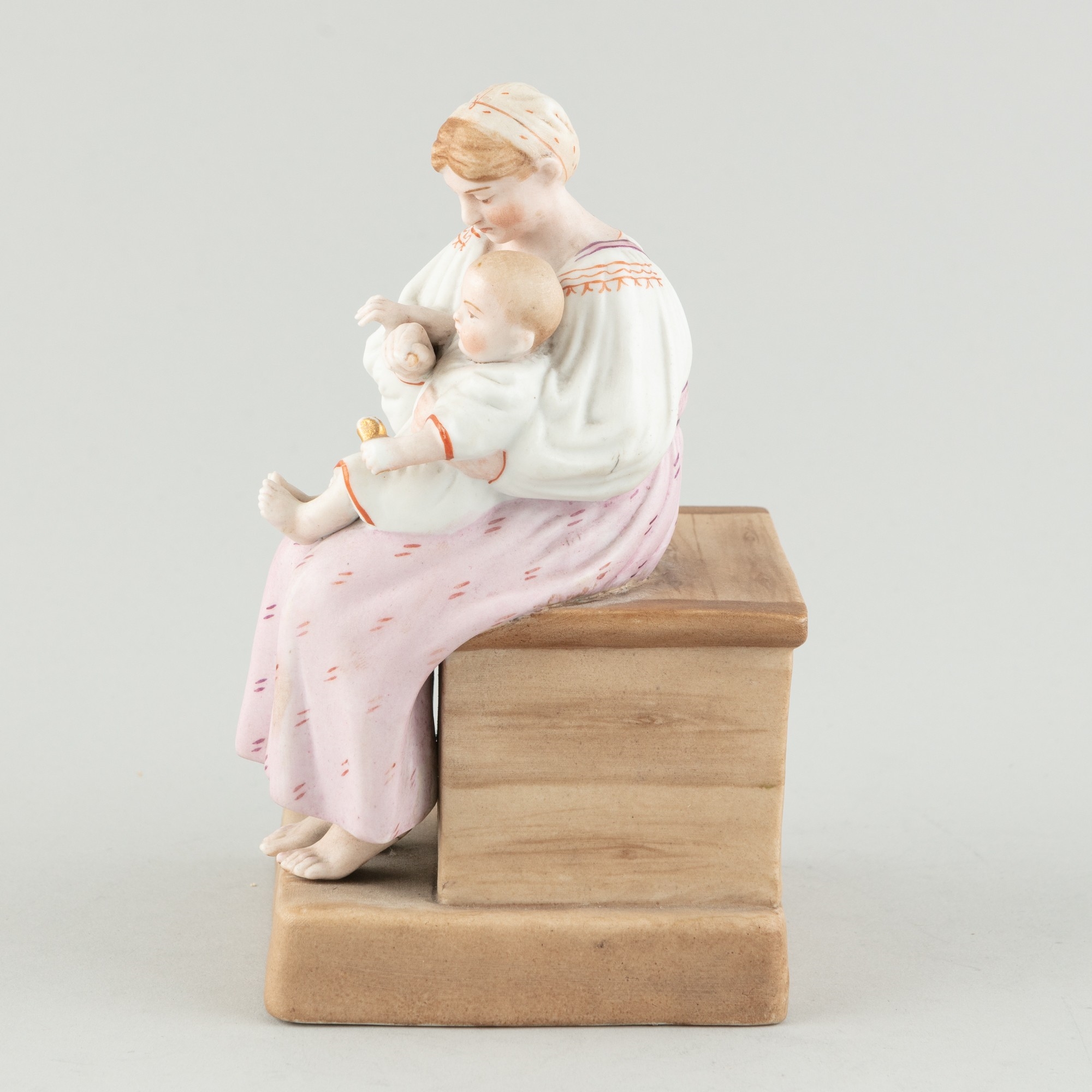 Artwork by Gardner, FIguriini, Made of porcelain, hand painted