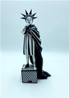 Mighty Jaxx＊バンクシー＊LIBERTY GIRL＊banksy＊ Banksy Brandalism | Mighty Jaxx x Brandalised - Liberty Girl