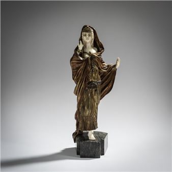 Egyptian woman - Charlotte H. Monginot