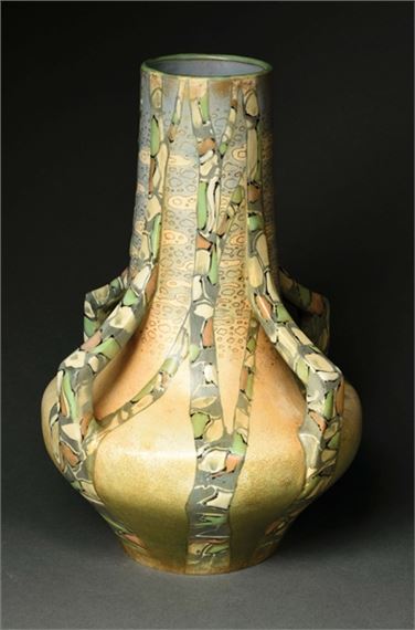 SECESSIONIST TREE VASE