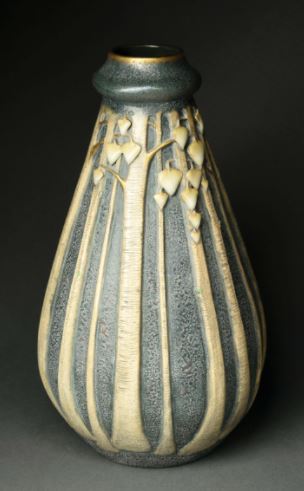 PAUL DACHSEL LARGE ARROWROOT LEAF TREE VASE.