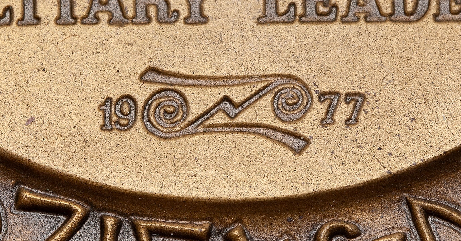 Artwork by Stanislaw Szukalski, Medal katyński, Made of BRONZE