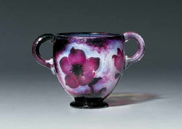 Artwork by Daum Frères, Vase, Made of cameo glass, application, acid-etched, martele, fire polishing