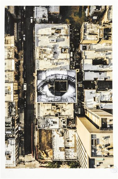 Migrants, Mayra, Eye In The Lower East Side, New York City, USA