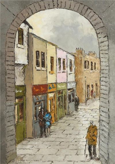 Merchants Arch, Temple Bar, Dublin by Tom Cullen