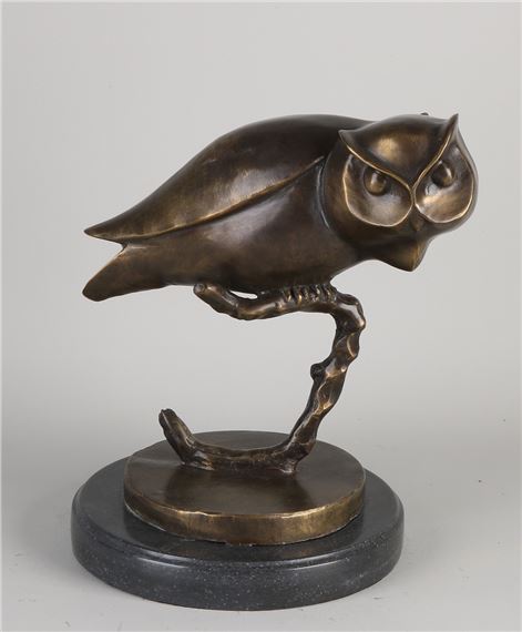 Uil op tak by W. Lehmbrück