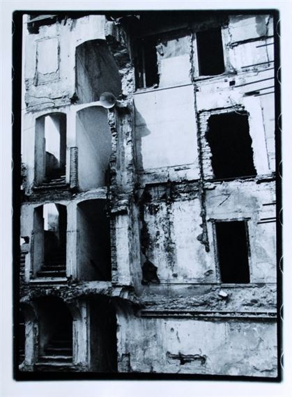 Ruina by Oldřich Škácha, 1989