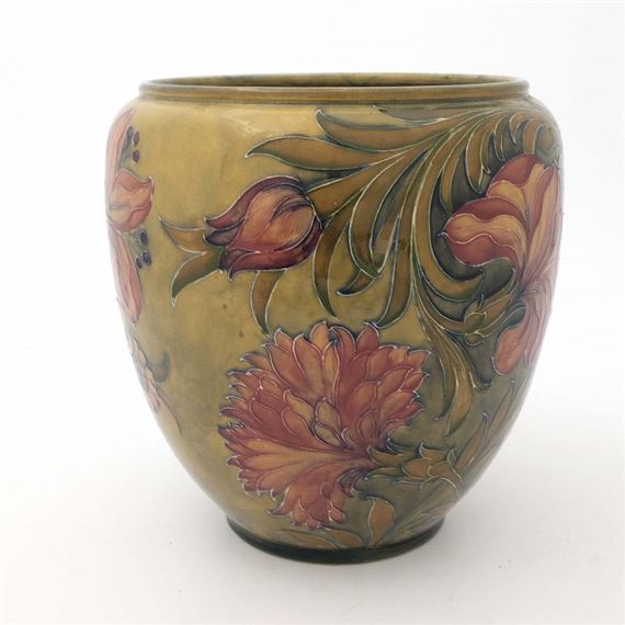 A large Spanish jardiniere