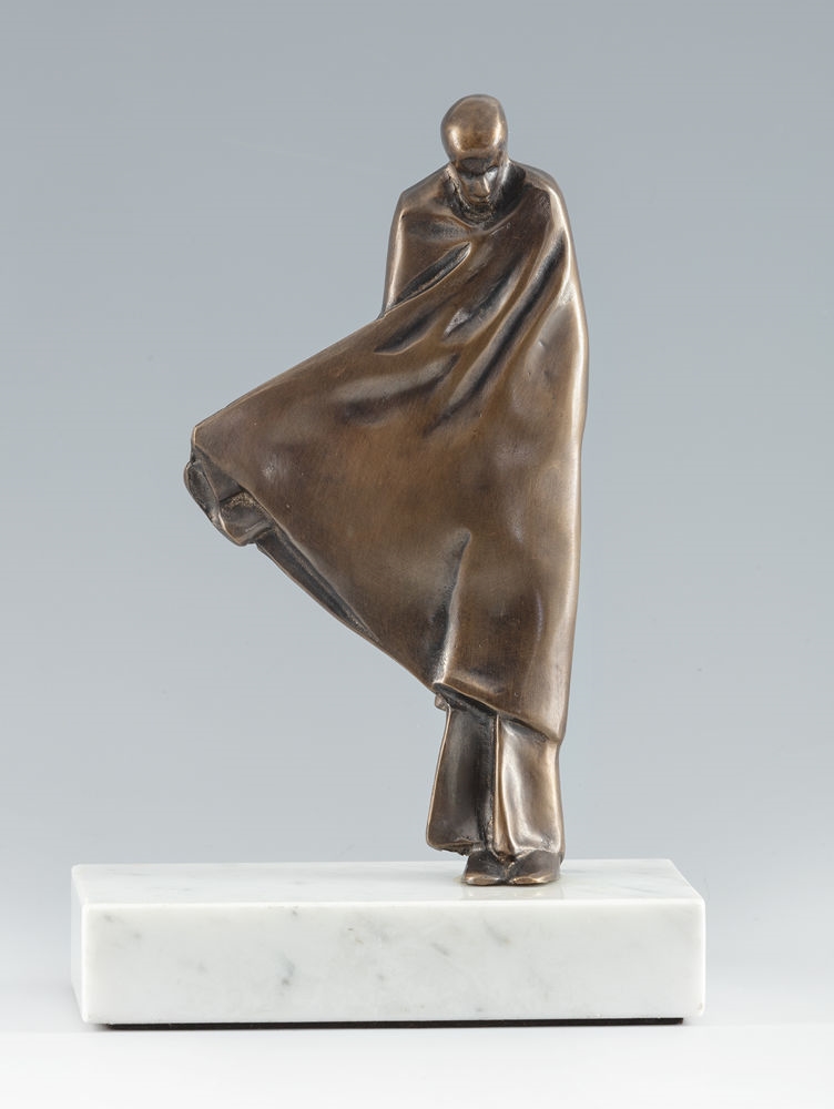 Artwork by Miklós Melocco, Radnóti, Made of bronze on marble base