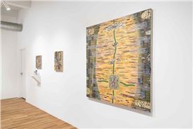 Molly Metz’s Multi-Layered paintings, Sculptures Flow Through Fleisher/Ollman