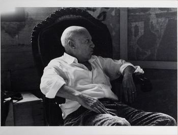 Portrait d'homme assis - Roberto Otero