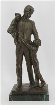 Sculpture Of A Man With Children - Marc Mellon