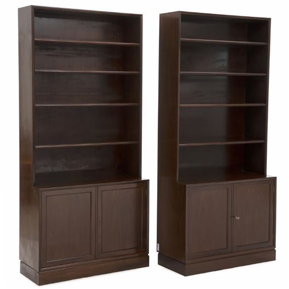 A pair of mahogany bookcases by Lysberg, Hansen & Therp, 20th century