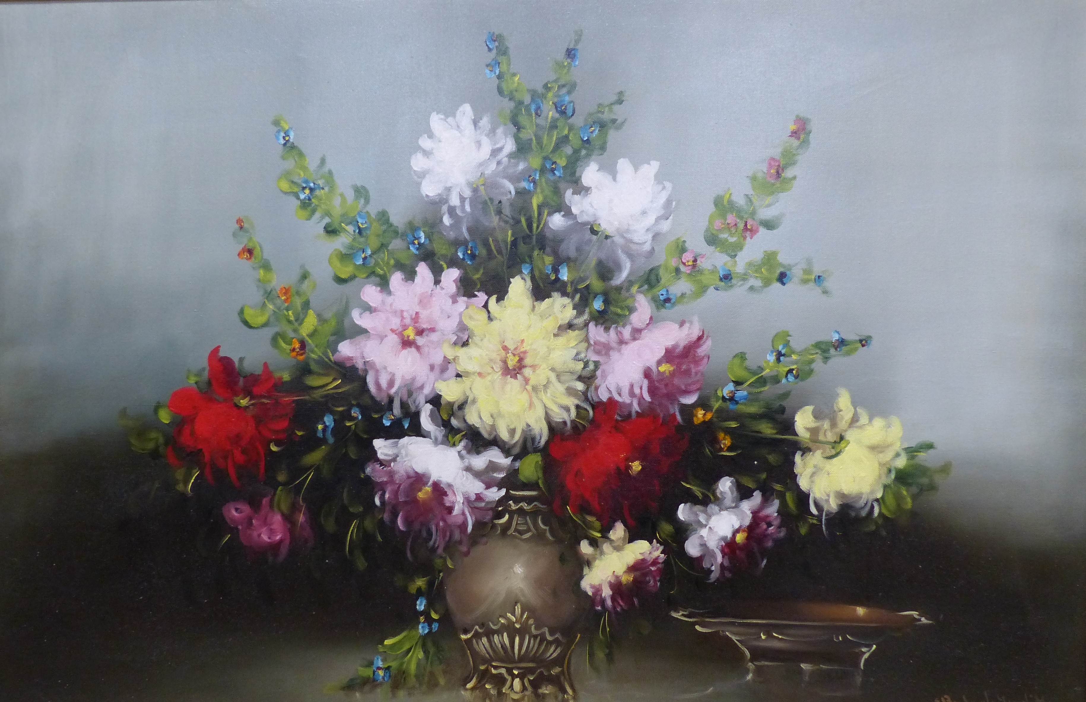 Judith Balogh | Still life of a vase of flowers | MutualArt