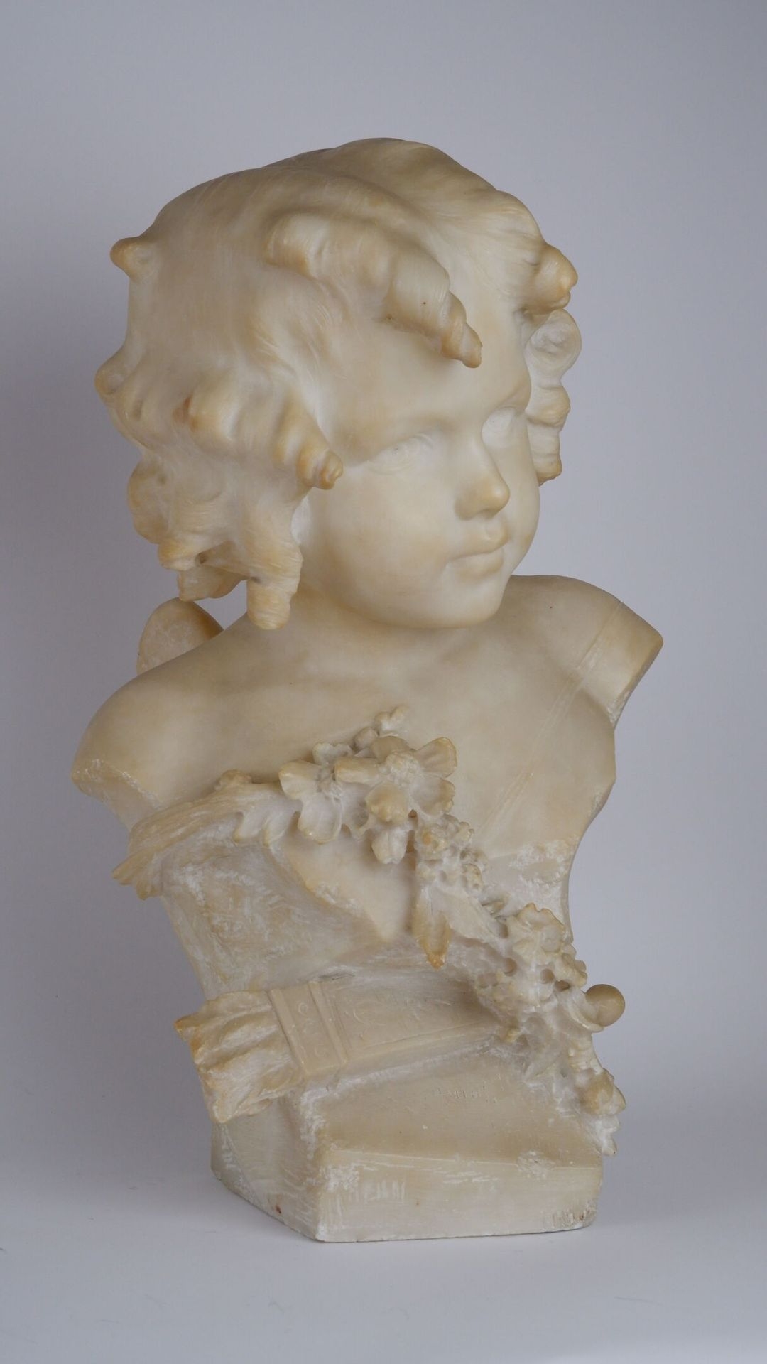 Artwork by Édouard Pierre Blin, Buste de jeune fille au carquois et aux roses, Made of White marble