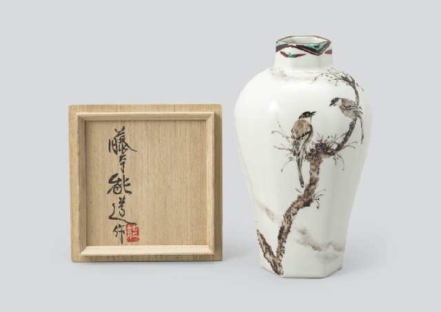 Artwork by Yoshimichi Fujimoto, Faceted vase depicting bird in white glaze and overglaze enamel