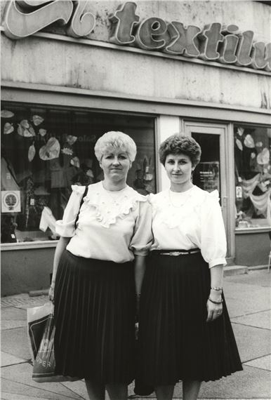 Female Perspectives from Vivian Maier to Evelyn Hofer. Art Collection Deutsche Börse - Deutsche Börse Photography Foundation
