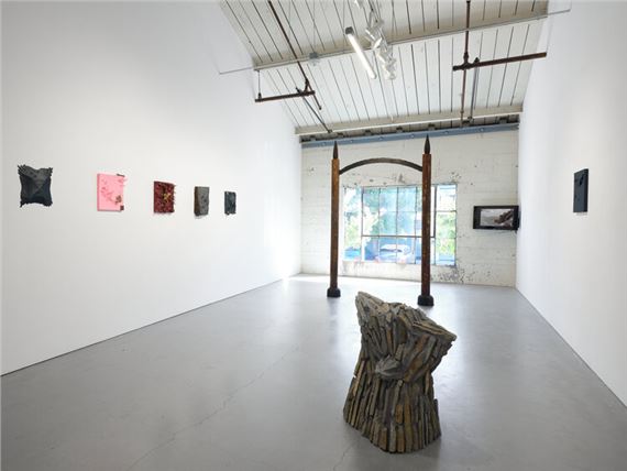 Jordan Loeppky-Kolesnik & Coco Klockner: 536 V.E. - Bass & Reiner Gallery