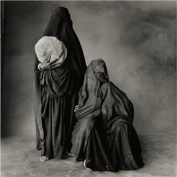 'Two Rissani Women, One with Bread, One with Child (Morocco, 1971)' by Irving Penn, 1971