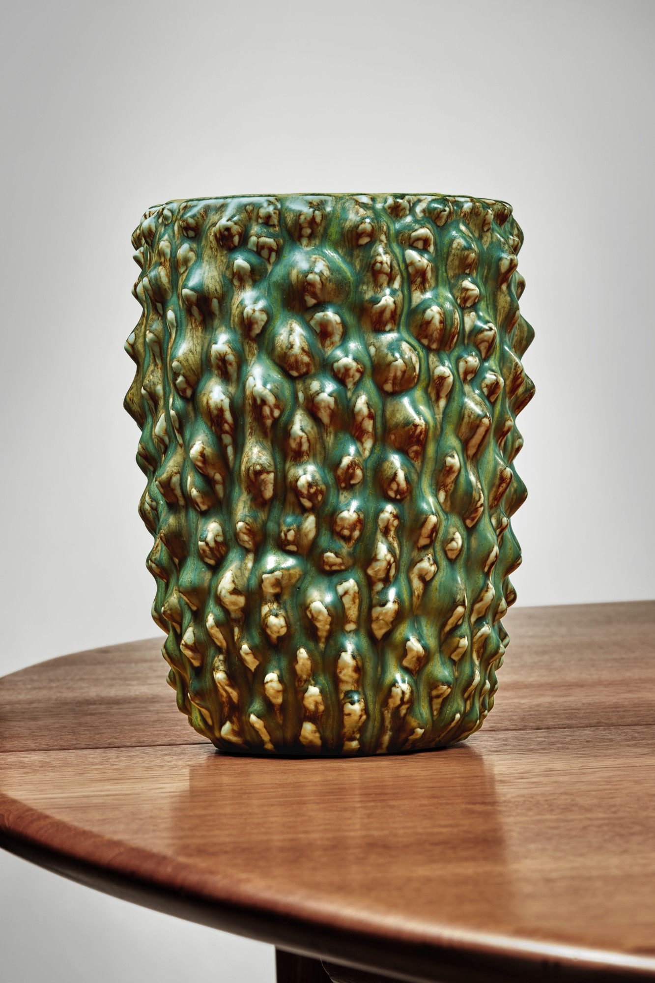 Artwork by Axel Salto, Vase, Made of stoneware